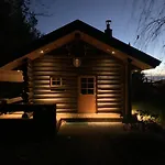 Russet & Rowanberry - Russet House Paide