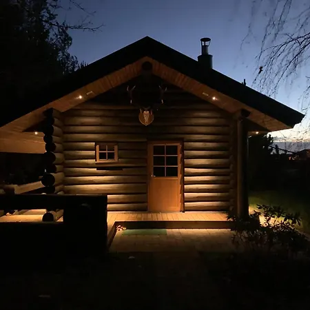 Russet & Rowanberry - Russet House Paide