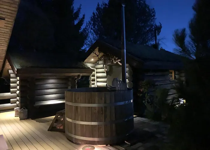 Russet & Rowanberry - Russet House Apartment