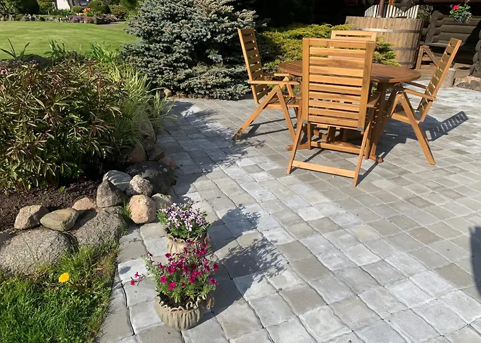 Russet & Rowanberry - Russet House