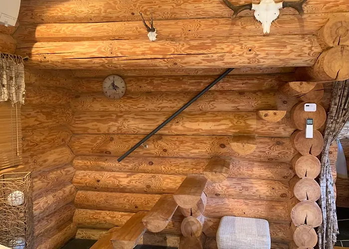 Russet & Rowanberry - Russet House Paide